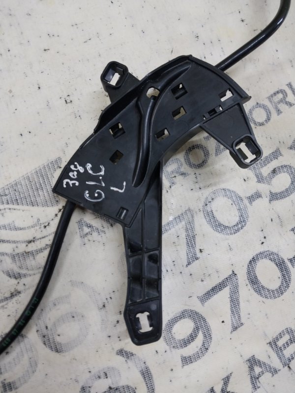 Запчасть кронштейн проводки задний левый Mercedes-Benz GLC 300 2019 X253 27492031635081 A2535460143 Б/У Кронштейн проводки задний левый Mercedes-Benz GLC 300 2019 X253 27492031635081 A2535460143 Б/У