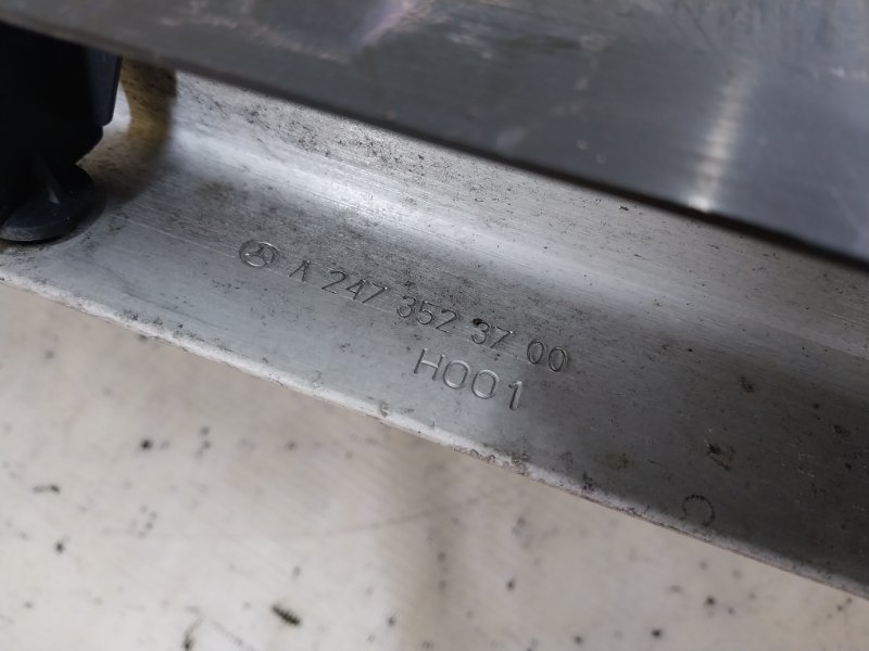 Рычаг подвески нижний задний левый GLB 2020 X247 D260920(D19) Рычаг подвески нижний задний левый GLB 2020 X247 D260920(D19)