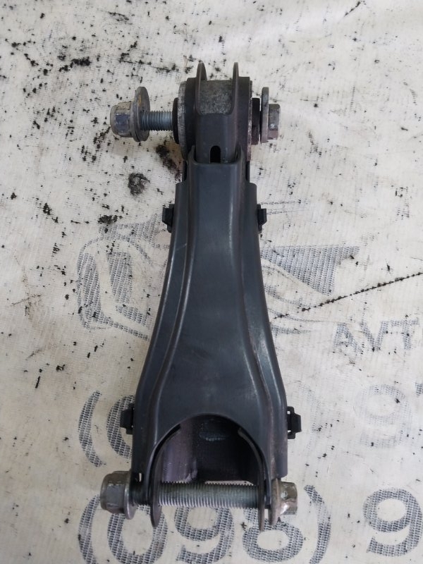 Рычаг задний правый GLB 2020 X247 D260920(D19) Рычаг задний правый GLB 2020 X247 D260920(D19)