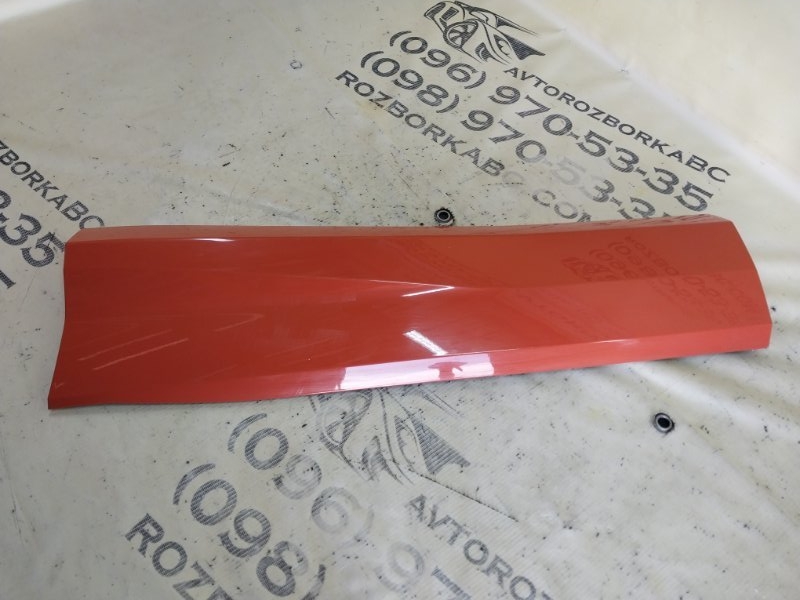 Накладка двери задняя левая Q3 2021 83A 2.0 CZRA Накладка двери задняя левая Q3 2021 83A 2.0 CZRA