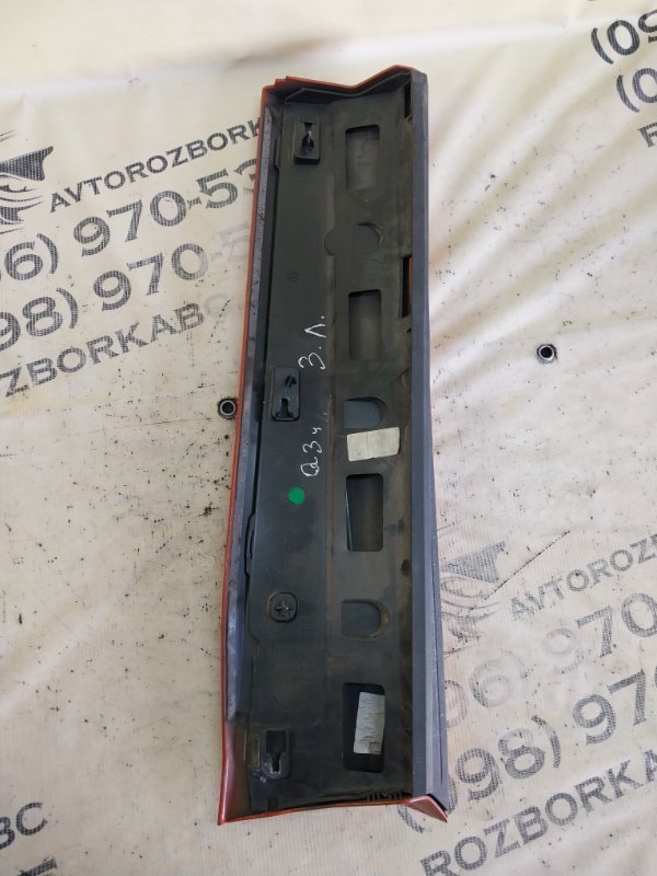 Накладка двери задняя левая Audi Q3 83A 2.0 CZRA Накладка двери задняя левая Audi Q3 83A 2.0 CZRA