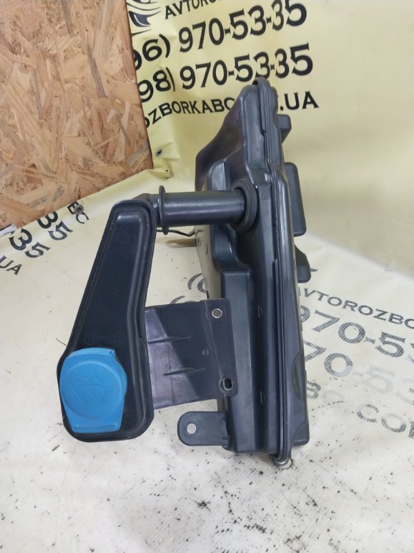 Бачок омывателя Macan 2015 95B CTMA Бачок омывателя Macan 2015 95B CTMA