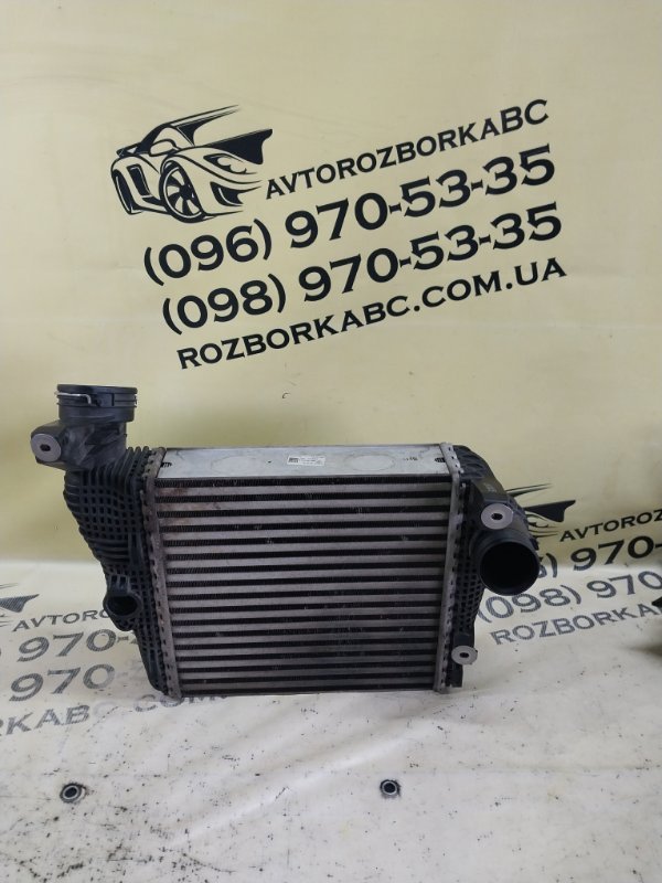 Запчасть радиатор интеркуллера левый Porsche Macan 2015 95B CTMA 95B145803B Б/У Радиатор интеркуллера левый Porsche Macan 2015 95B CTMA 95B145803B Б/У