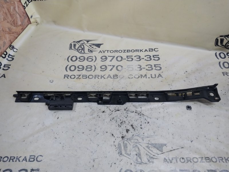 Запчасть кронштейн порога задний левый Porsche Macan 2015 95B CTMA 95B 853 541 A Б/У Кронштейн порога задний левый Porsche Macan 2015 95B CTMA 95B 853 541 A Б/У