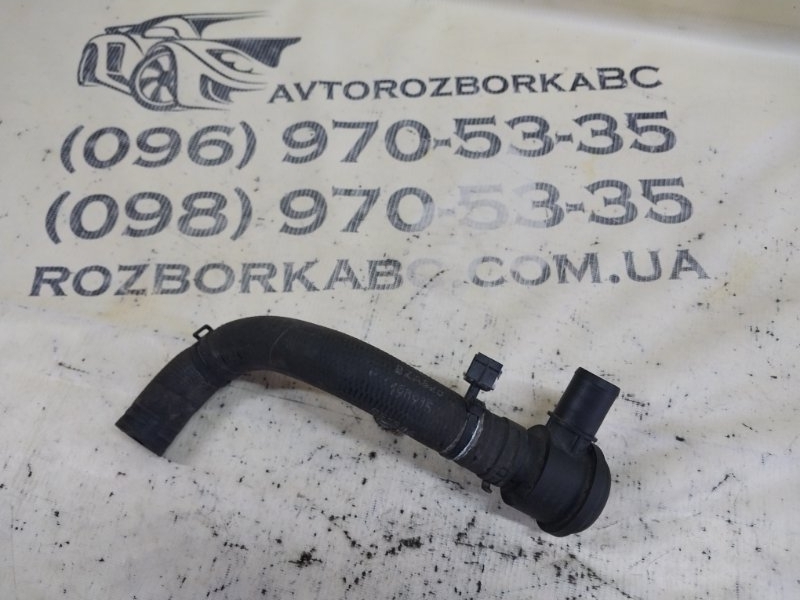 Запчасть трубка интеркуллера Porsche Macan 2015 95B CTMA 95B 145 676 Б/У Трубка интеркуллера Porsche Macan 2015 95B CTMA 95B 145 676 Б/У