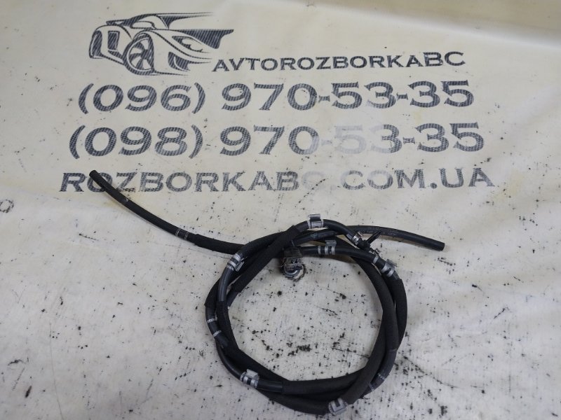 Запчасть трубка вакуумна Porsche Macan 2015 95B CTMA 95B145693B Б/У Трубка вакуумна Porsche Macan 2015 95B CTMA 95B145693B Б/У