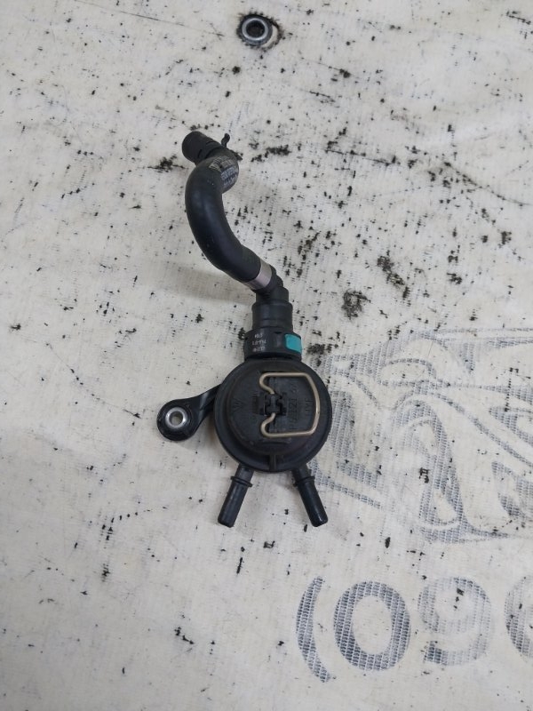 Клапан системы охлаждения Porsche Macan 95B CTMA Клапан системы охлаждения Porsche Macan 95B CTMA