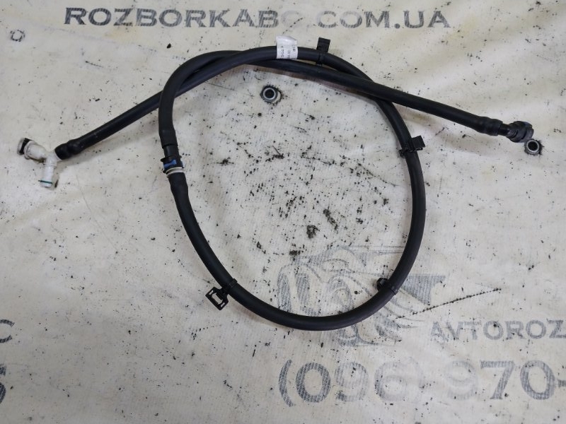 Трубка омывателя фар Macan 2015 95B CTMA Трубка омывателя фар Macan 2015 95B CTMA