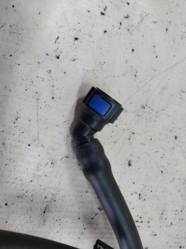 Трубка омывателя фар Macan 2015 95B CTMA Трубка омывателя фар Macan 2015 95B CTMA