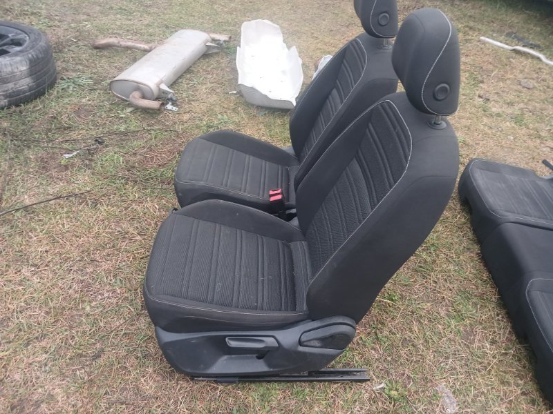 Сиденья комплект Tiguan 2022 Tiguan 2 2.0 DTEA Сиденья комплект Tiguan 2022 Tiguan 2 2.0 DTEA