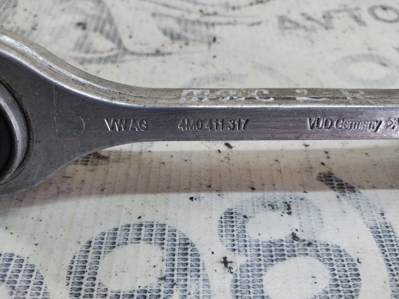 Стойка стабилизатора Macan 2015 95B CTMA Стойка стабилизатора Macan 2015 95B CTMA