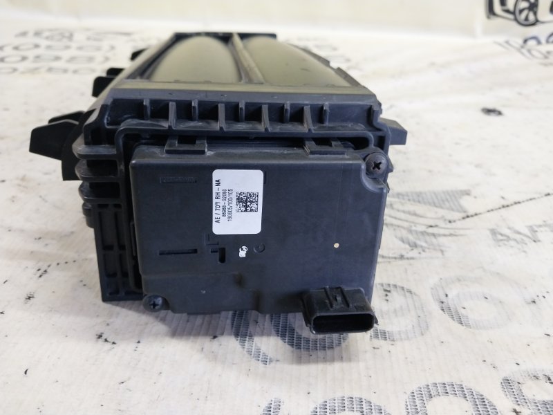 Жалюзи радиатора правые Hyundai Ioniq Hybrid 1.6 DOHC - GDI Жалюзи радиатора правые Hyundai Ioniq Hybrid 1.6 DOHC - GDI