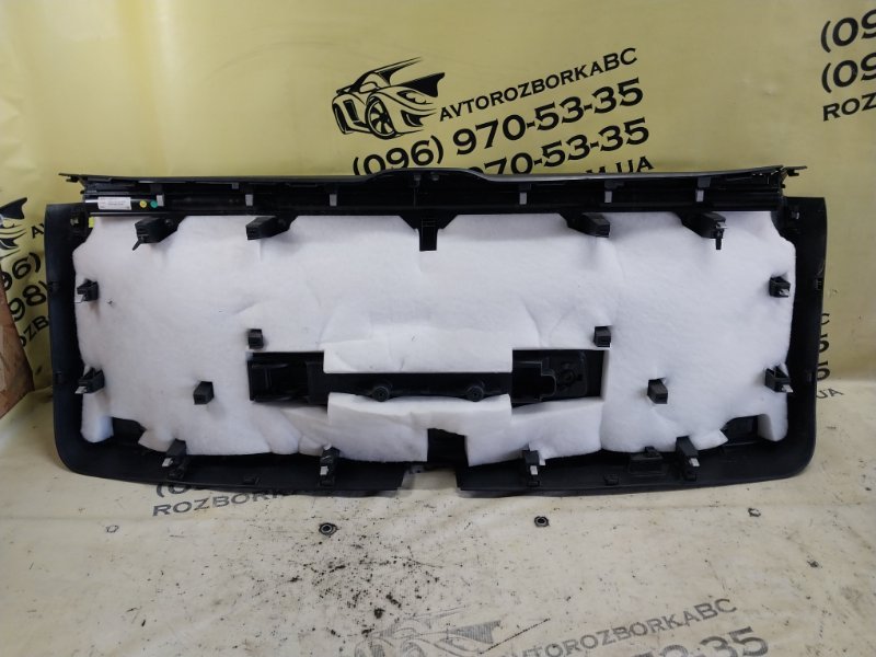 Обшивка двери багажника Q7 2016 4M 3.0 Обшивка двери багажника Q7 2016 4M 3.0