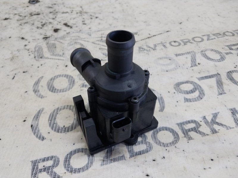 Дополнительная помпа Macan 2015 95B CTMA Дополнительная помпа Macan 2015 95B CTMA