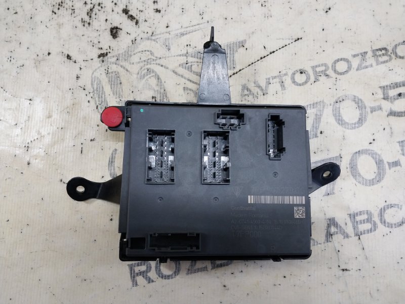 Запчасть блок комфорта Porsche Macan 2015 95B CTMA 7PP907279CG Б/У Блок комфорта Porsche Macan 2015 95B CTMA 7PP907279CG Б/У