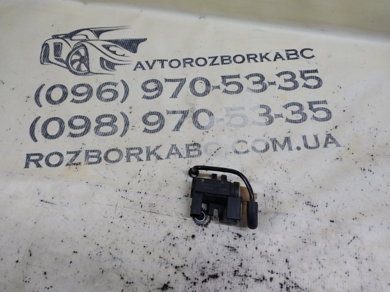 Запчасть клапан вакуумный Porsche Macan 2015 95B CTMA 94660515500 Б/У Клапан вакуумный Porsche Macan 2015 95B CTMA 94660515500 Б/У