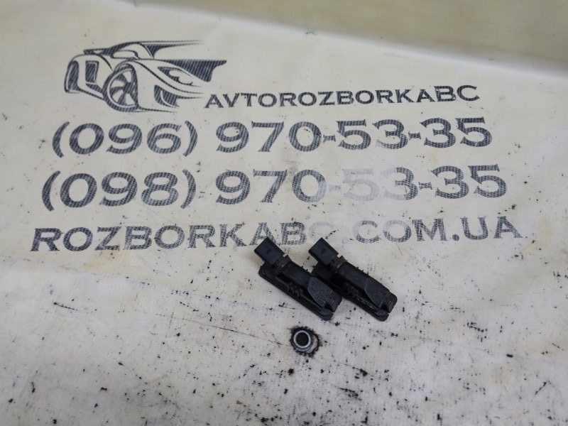 Запчасть подсветка номерного знака Porsche Macan 2015 95B CTMA 1K8943021 Б/У Подсветка номерного знака Porsche Macan 2015 95B CTMA 1K8943021 Б/У