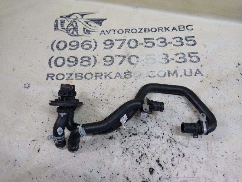 Запчасть патрубок радиатора печки Porsche Macan 2015 95B CTMA 95B819337 Б/У Патрубок радиатора печки Porsche Macan 2015 95B CTMA 95B819337 Б/У