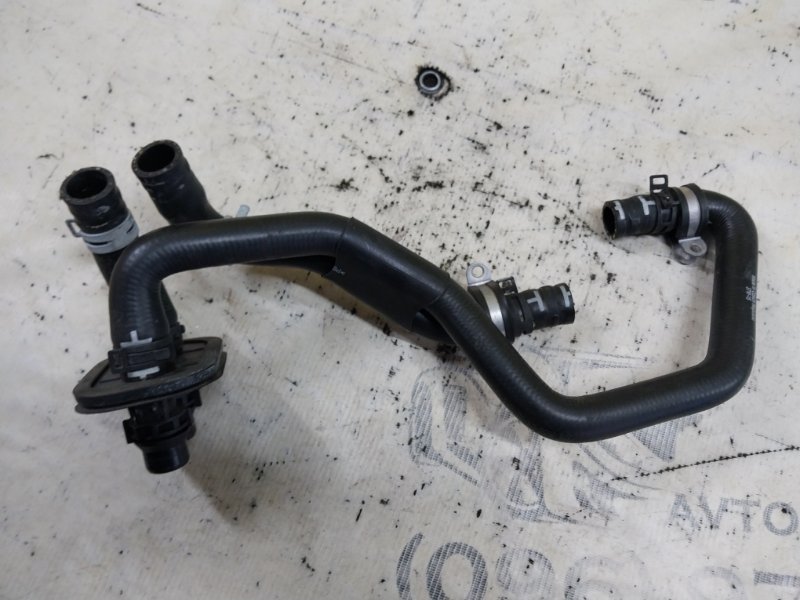 Патрубок радиатора печки Porsche Macan 95B CTMA Патрубок радиатора печки Porsche Macan 95B CTMA