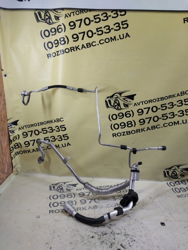 Запчасть трубка кондиционера Porsche Macan 2015 95B CTMA 95B 260 707 Б/У Трубка кондиционера Porsche Macan 2015 95B CTMA 95B 260 707 Б/У