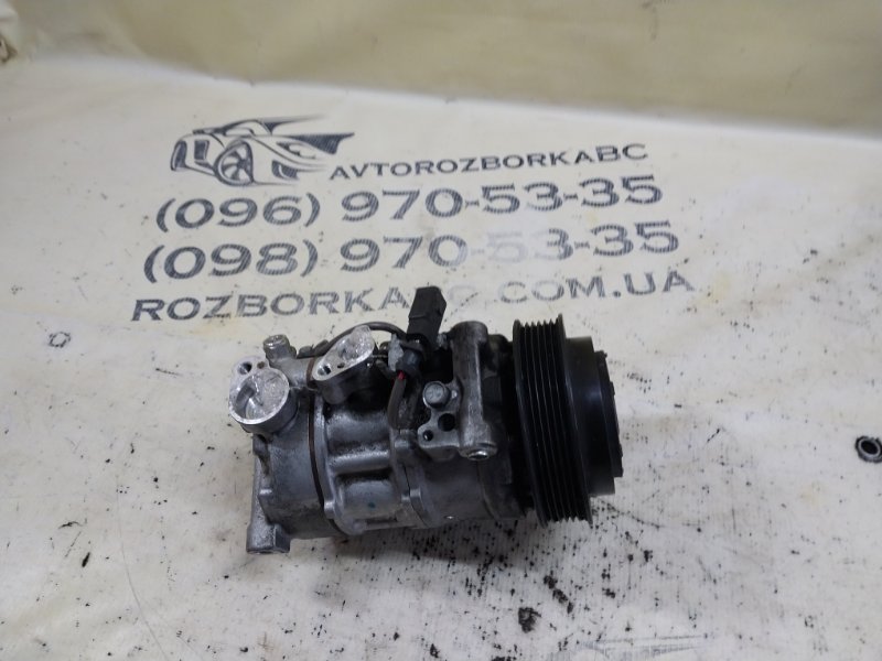 Запчасть компрессор кондиционера Porsche Macan 2015 95B CTMA 95B260805B Б/У Компрессор кондиционера Porsche Macan 2015 95B CTMA 95B260805B Б/У