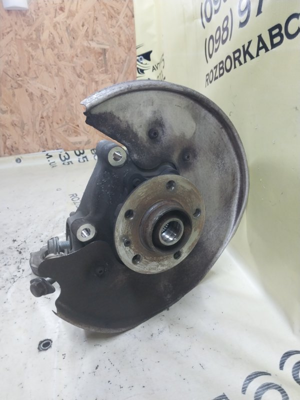 Цапфа задняя левая Porsche Macan 95B CTMA Цапфа задняя левая Porsche Macan 95B CTMA