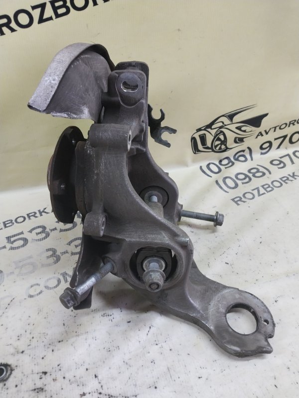 Цапфа задняя правая Porsche Macan 95B CTMA Цапфа задняя правая Porsche Macan 95B CTMA