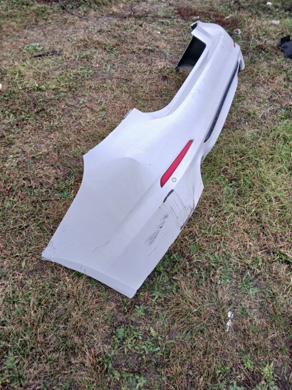 Бампер задний 530 2018 G30 XB1142M0 Бампер задний 530 2018 G30 XB1142M0