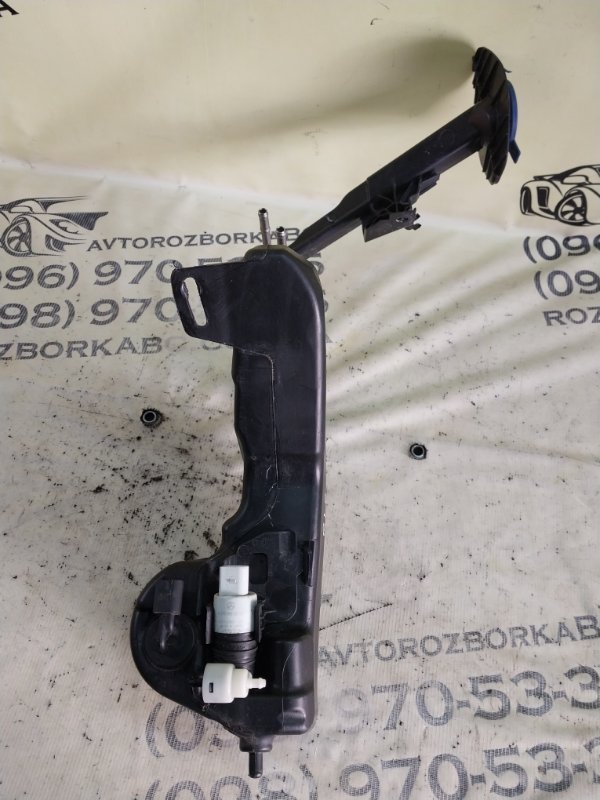 Бачок омывателя GLC 300 2019 X253 27492031635081 Бачок омывателя GLC 300 2019 X253 27492031635081
