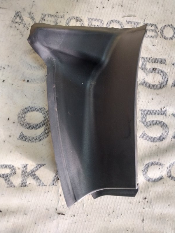 Накладка кузова задняя левая GLC 300 2019 X253 27492031635081 Накладка кузова задняя левая GLC 300 2019 X253 27492031635081