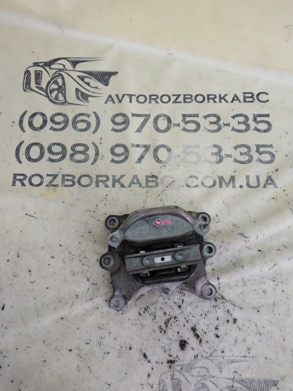 Запчасть подушка акпп Porsche Macan 2015 95B CTMA 95B 399 115 Б/У Подушка АКПП Porsche Macan 2015 95B CTMA 95B 399 115 Б/У