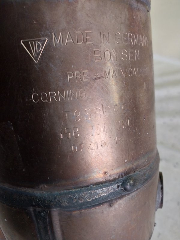 Катализатор левый Porsche Macan 95B CTMA Катализатор левый Porsche Macan 95B CTMA