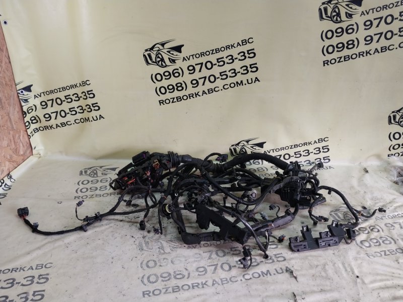 Запчасть проводка двигателя Porsche Macan 2015 95B CTMA 946 607 003 01 Б/У Проводка двигателя Porsche Macan 2015 95B CTMA 946 607 003 01 Б/У