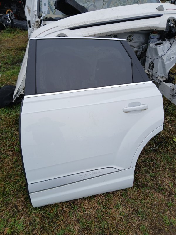 Дверь боковая задняя левая Audi Q7 2016 4M 3.0 4M0833051E Б/У