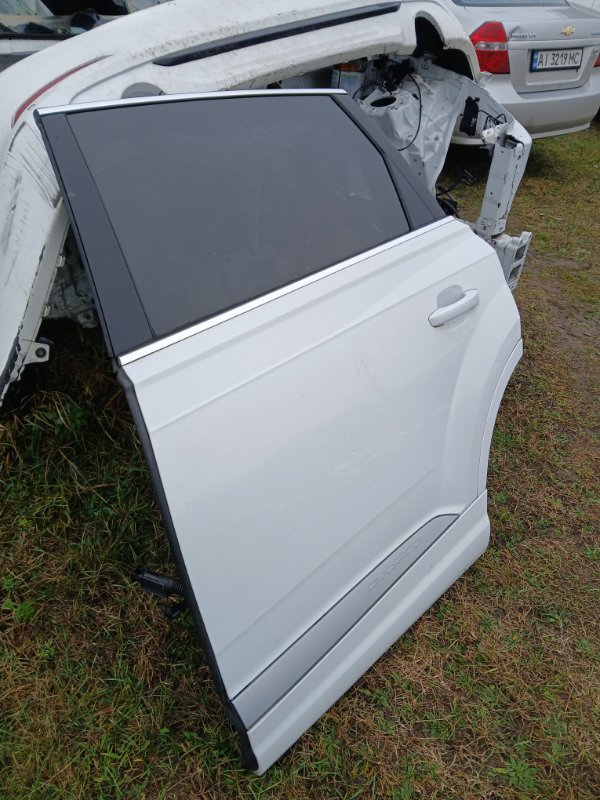 Дверь боковая задняя левая Q7 2016 4M 3.0