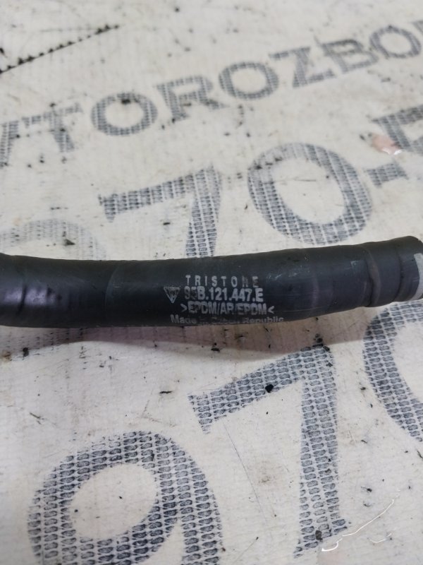 Трубка системы охлаждения Porsche Macan 95B CTMA Трубка системы охлаждения Porsche Macan 95B CTMA