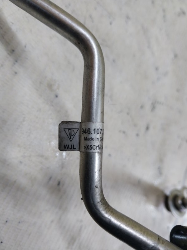 Трубка масляная Macan 2015 95B CTMA