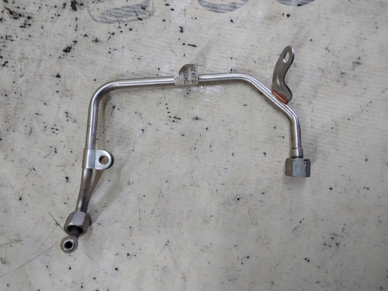 Трубка топливная Macan 2015 95B CTMA Трубка топливная Macan 2015 95B CTMA