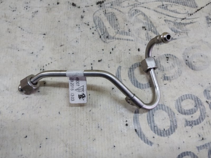 Трубка топливная Macan 2015 95B CTMA Трубка топливная Macan 2015 95B CTMA