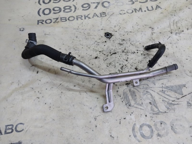 Трубка системы охлаждения Porsche Macan 95B CTMA Трубка системы охлаждения Porsche Macan 95B CTMA