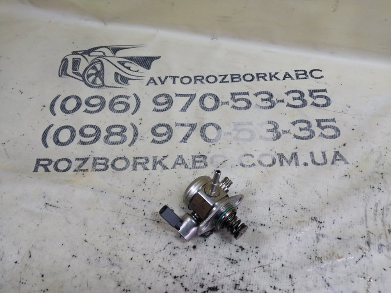 Запчасть насос тнвд Porsche Macan 2015 95B CTMA 94611031561 Б/У Насос ТНВД Porsche Macan 2015 95B CTMA 94611031561 Б/У