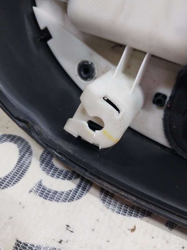 Карта двери передняя правая Tiguan 2022 ALLSPACE 2.0 Карта двери передняя правая Tiguan 2022 ALLSPACE 2.0