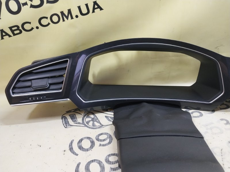 Накладка приборной панели Tiguan 2022 Tiguan 2 2.0 DTEA Накладка приборной панели Tiguan 2022 Tiguan 2 2.0 DTEA