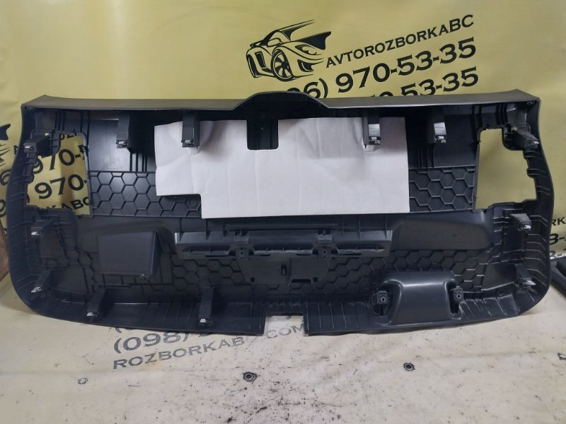 Обшивка крышки багажника Tiguan 2022 Tiguan 2 2.0 DTEA Обшивка крышки багажника Tiguan 2022 Tiguan 2 2.0 DTEA