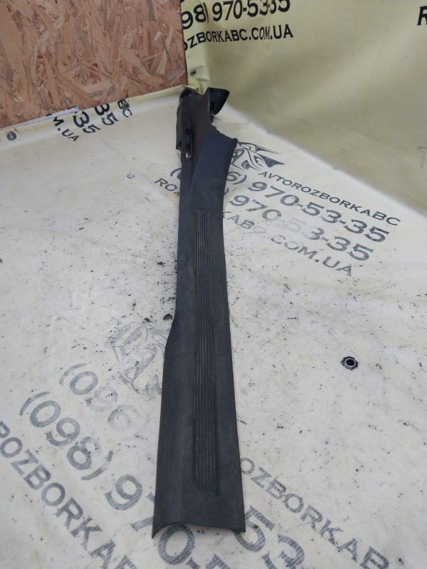 Накладка порога передняя левая Tiguan 2022 Tiguan 2 2.0 DTEA Накладка порога передняя левая Tiguan 2022 Tiguan 2 2.0 DTEA