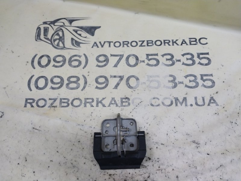 Запчасть крюк замка капота Volkswagen Tiguan 2022 Tiguan 2 2.0 DTEA 5NA 823 186 C Б/У Крюк замка капота Volkswagen Tiguan 2022 Tiguan 2 2.0 DTEA 5NA 823 186 C Б/У