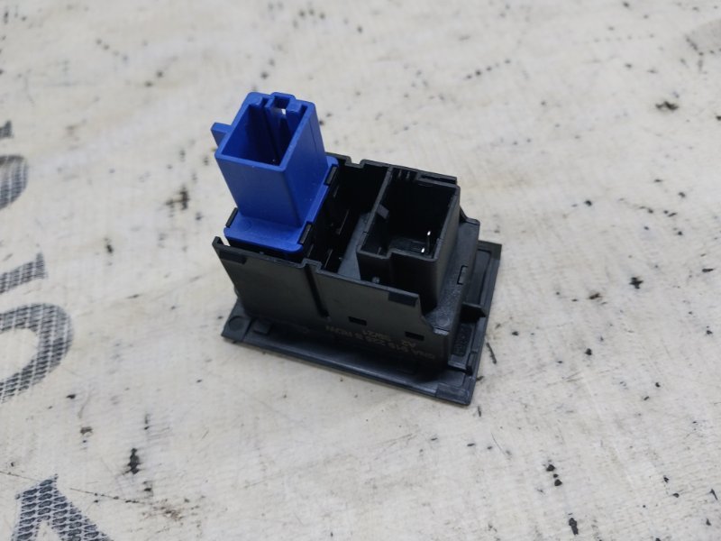 Кнопка аварийной сигнализации Volkswagen Tiguan Tiguan 2 2.0 DTEA Кнопка аварийной сигнализации Volkswagen Tiguan Tiguan 2 2.0 DTEA