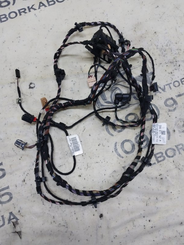 Проводка крышки багажника Tiguan 2022 Tiguan 2 2.0 DTEA Проводка крышки багажника Tiguan 2022 Tiguan 2 2.0 DTEA