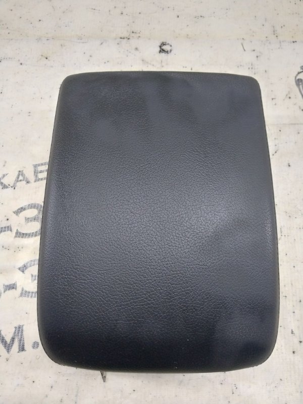 Подлокотник Q5 2018 80A 2.0 DAYB Подлокотник Q5 2018 80A 2.0 DAYB