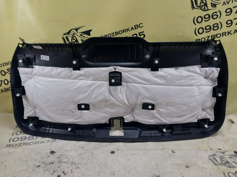 Обшивка кришки багажника Ford Explorer 3.0 Обшивка кришки багажника Ford Explorer 3.0